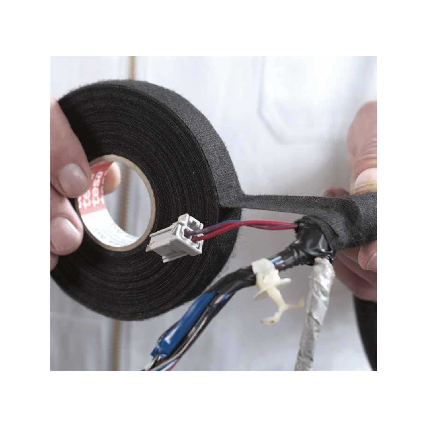 Tesa® Pet Tüylü Bez Bant, 15M:19MM, Siyah Görsel 3